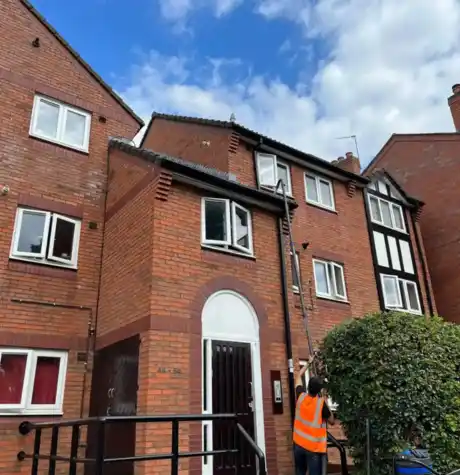 3 & 4 Storey Gutter Cleaning